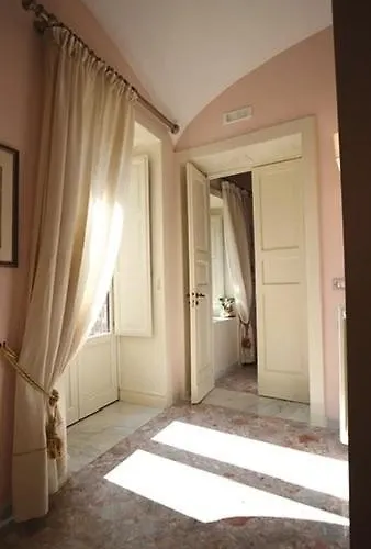 Le Scalelle Bed & Breakfast